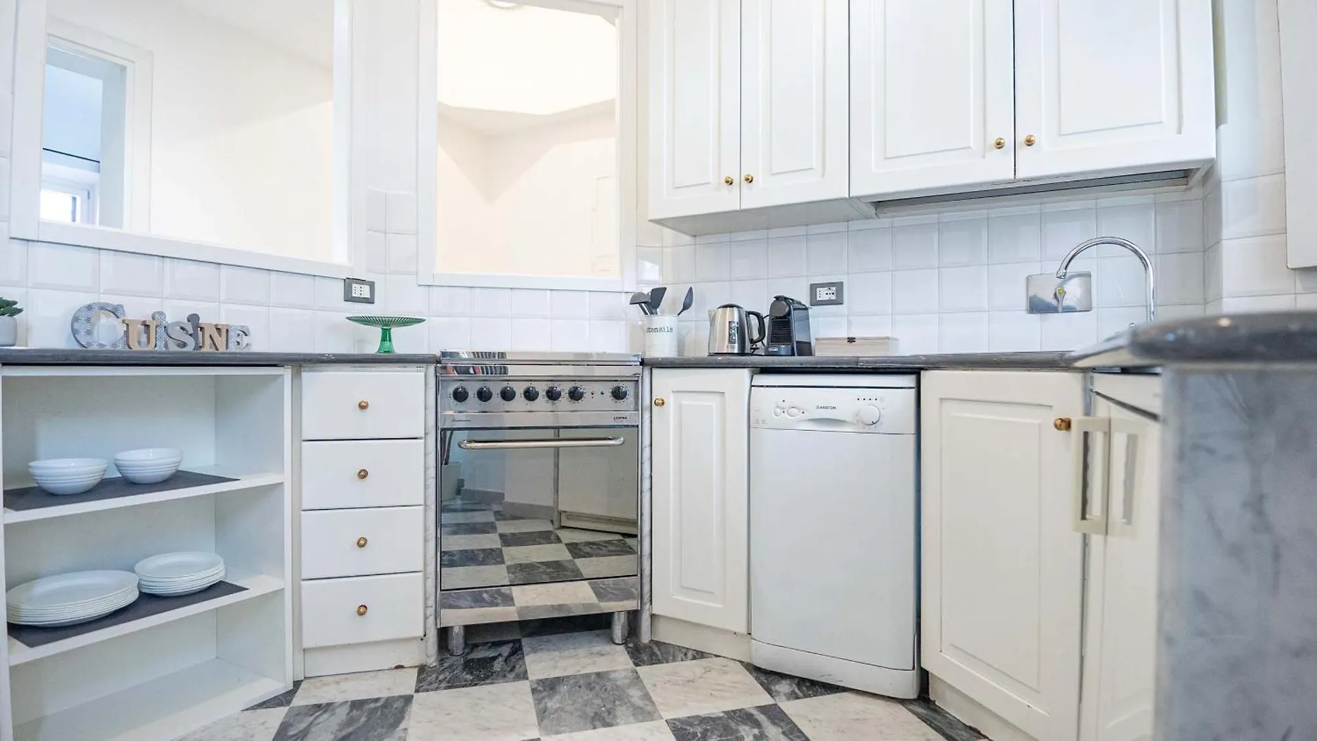 Colonna Guest House Rome
